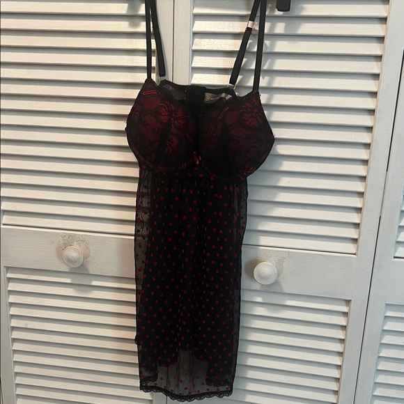 Daisy Fuentes Other - #1397+ Daisy Fuentes Black & Red Push Up Sheer W/ Thong Chemise Set